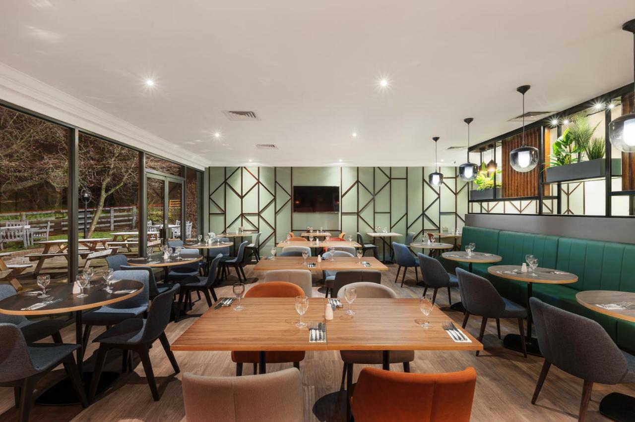 Holiday Inn Leeds-Wakefield M1 Jct40 By Ihg Exteriér fotografie